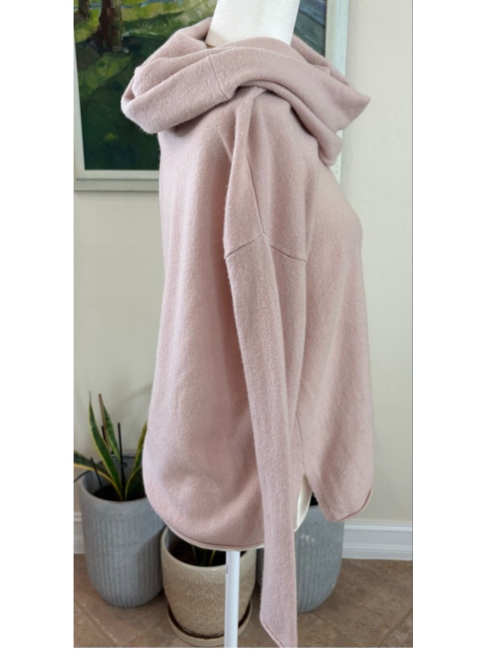 Vince Pink Cashmere Cowl or off shoulder Neck Sweater generous sizing, luxuriou - Picture 3 of 8